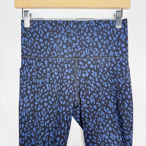 Athleta Small S Blue Black Salutation Stash Pocket II Printed 7/8 Tight Leopard - Picture 3 of 12